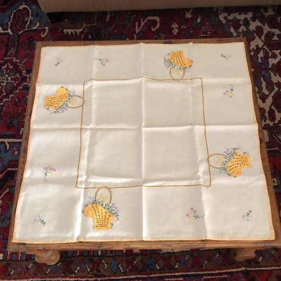 Vintage Handmade and Hand Embroidered Card Table Cloth with Flowers & Baskets - Picture 6 of 16